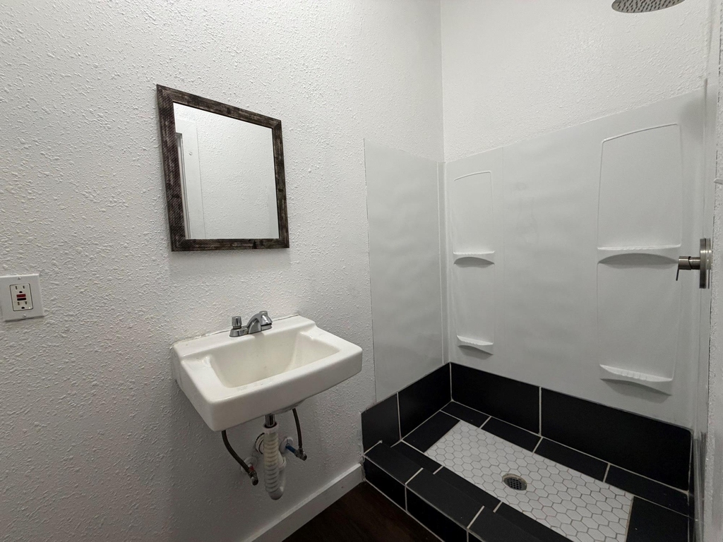 1211 W Park Avenue - Photo 6