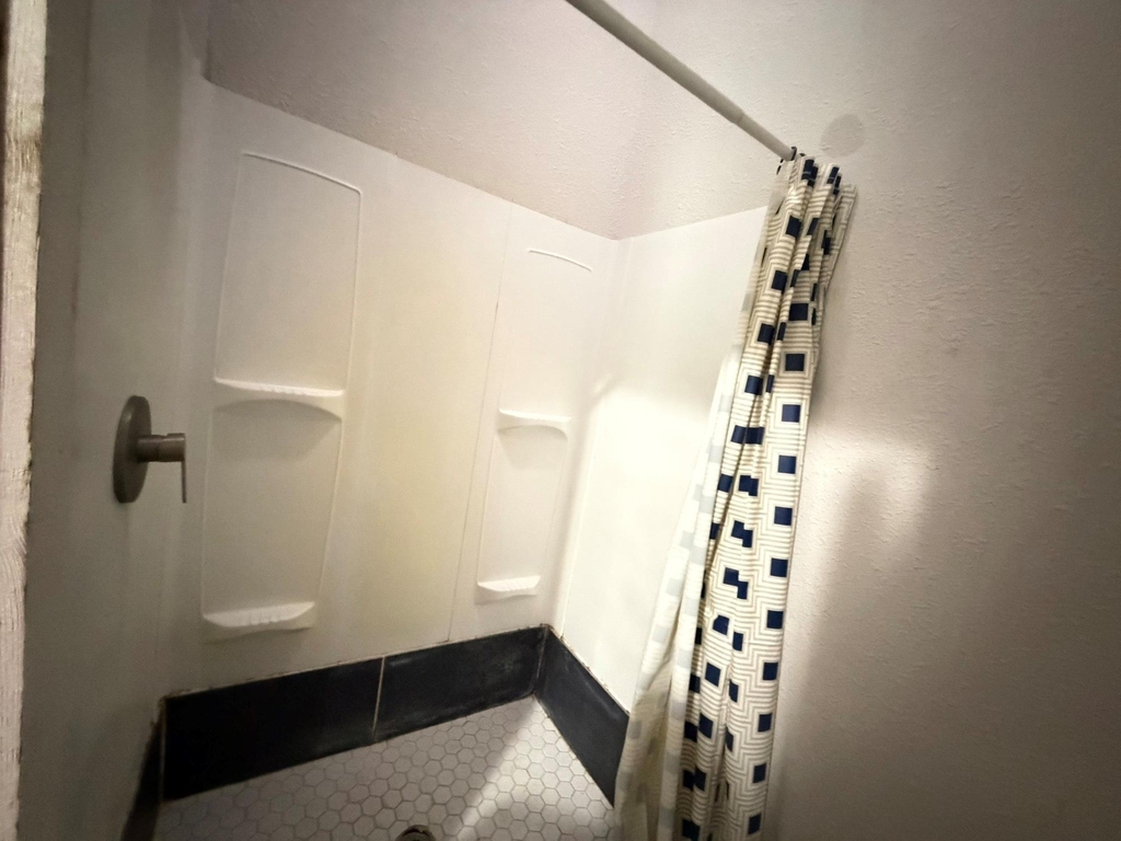 1211 W Park Ave - Photo 7