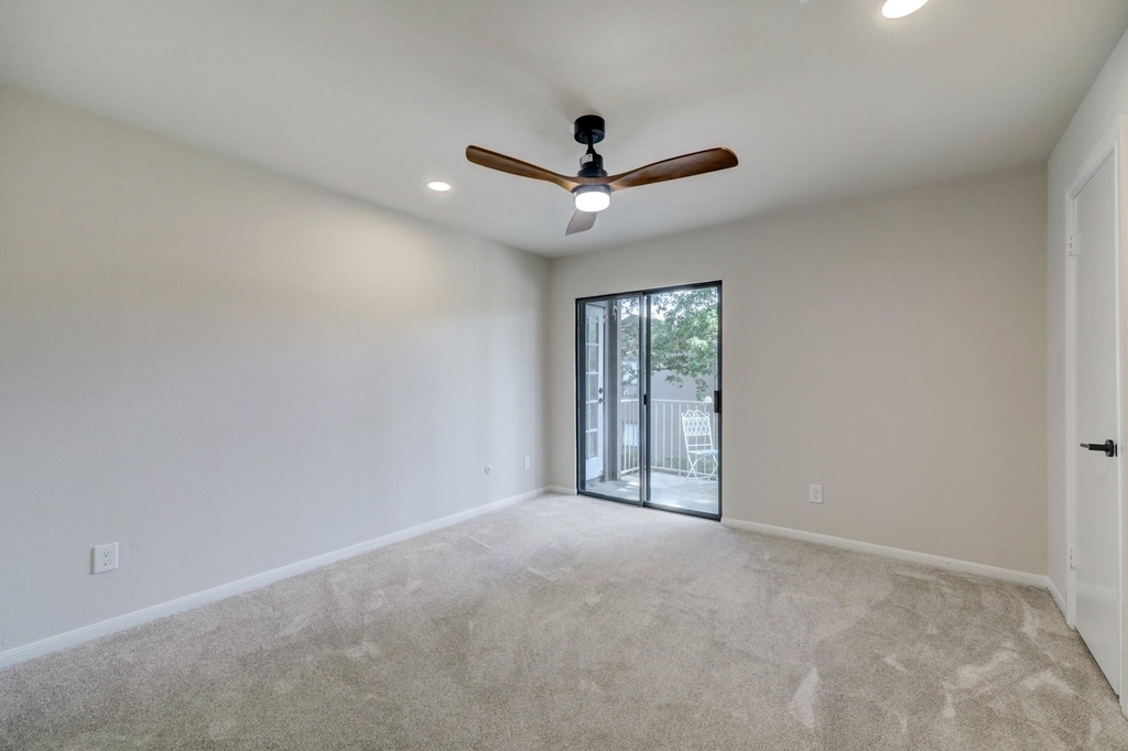 1201 Bering Drive - Photo 10