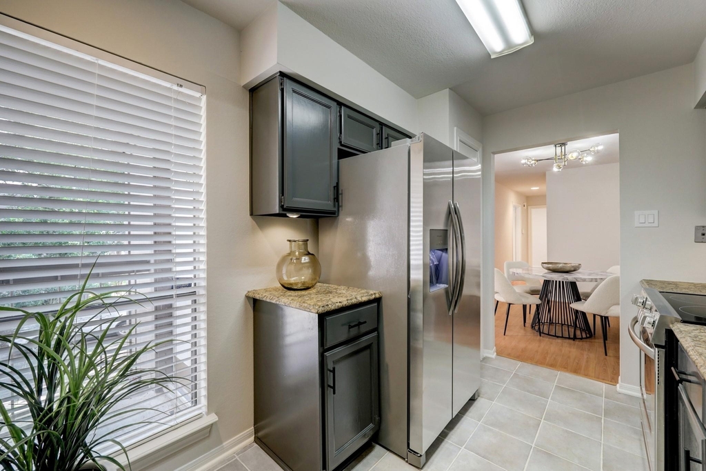 1201 Bering Drive - Photo 9