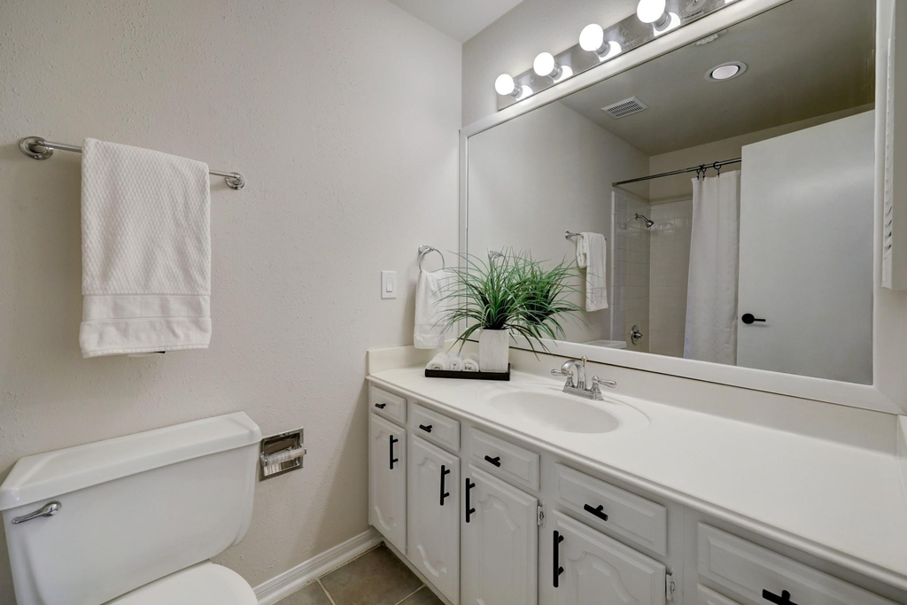 1201 Bering Drive - Photo 11