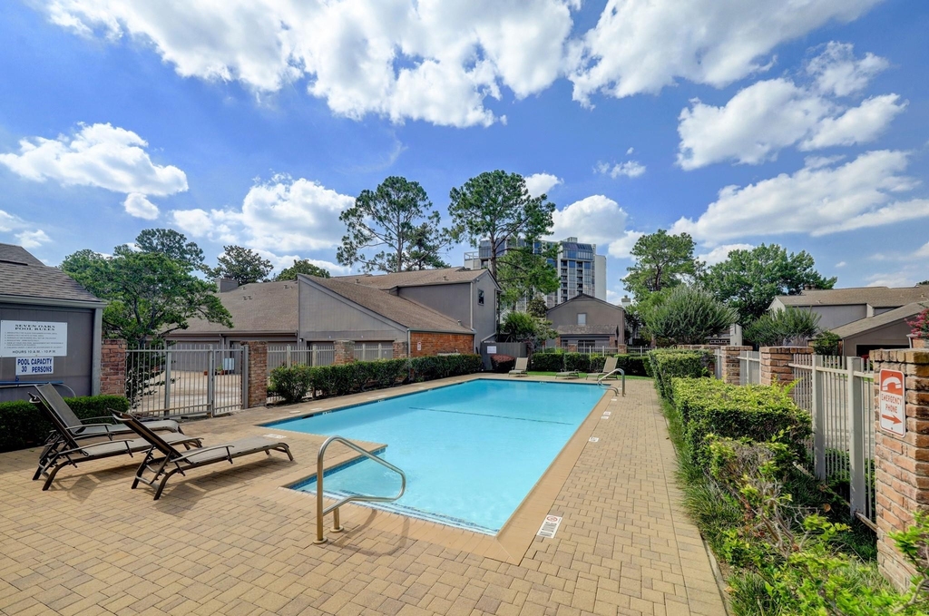 1201 Bering Drive - Photo 17