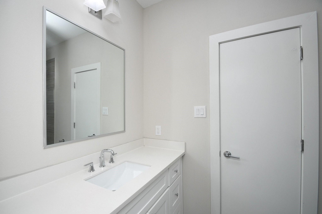 5904 Gardendale Drive - Photo 38