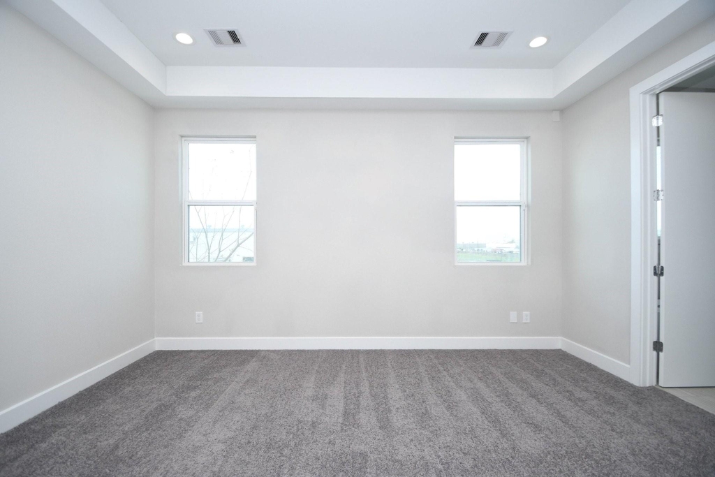 5904 Gardendale Drive - Photo 29