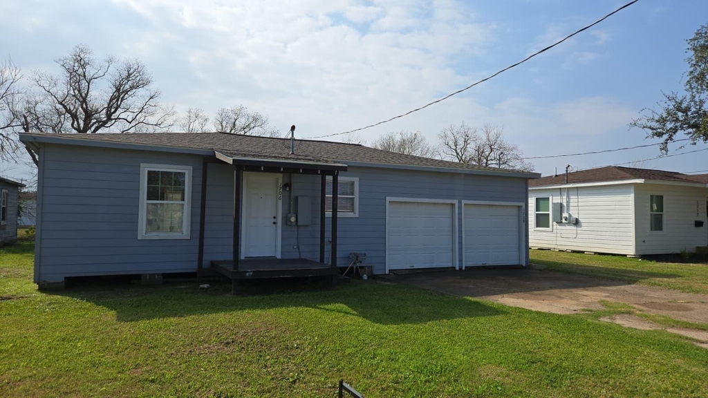 1708 W 5th Street - Photo 3
