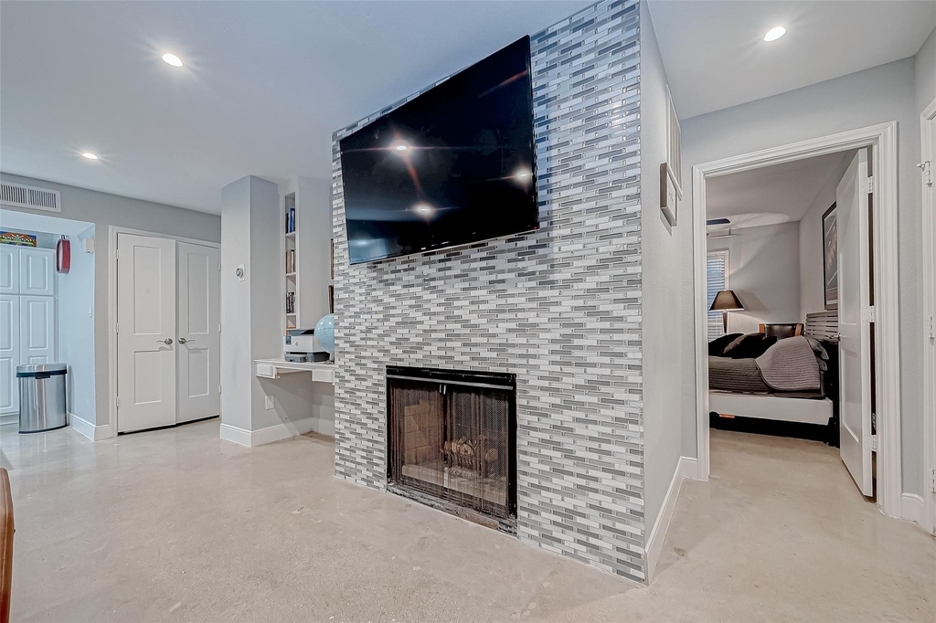 1860 White Oak Drive - Photo 6