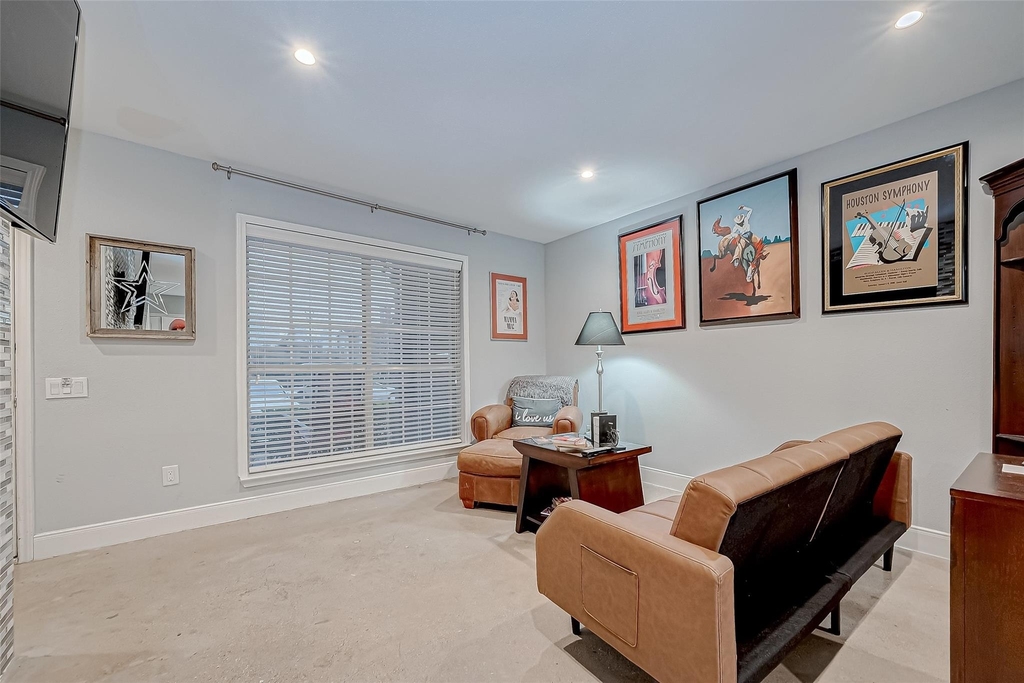 1860 White Oak Drive - Photo 9