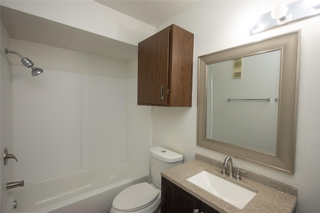8100 Cambridge Street - Photo 19