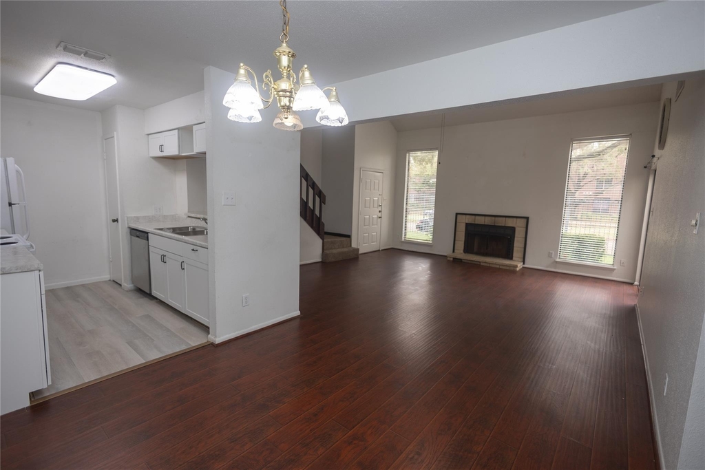 8100 Cambridge Street - Photo 9