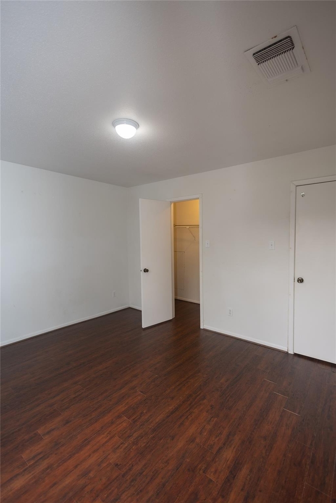 8100 Cambridge Street - Photo 17
