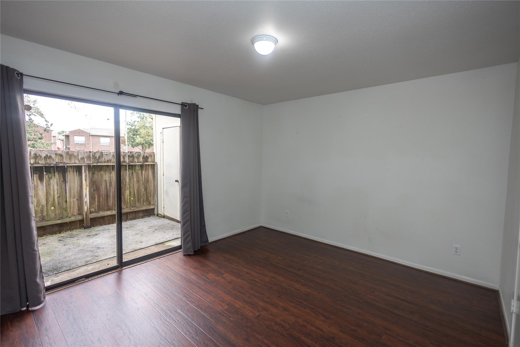 8100 Cambridge Street - Photo 13