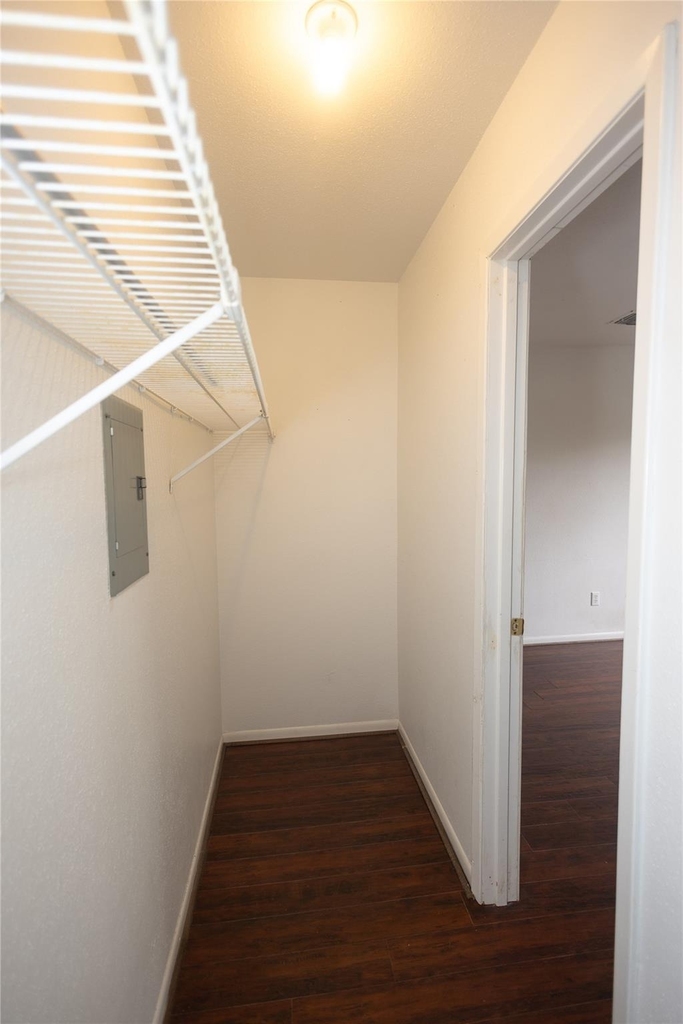 8100 Cambridge Street - Photo 18