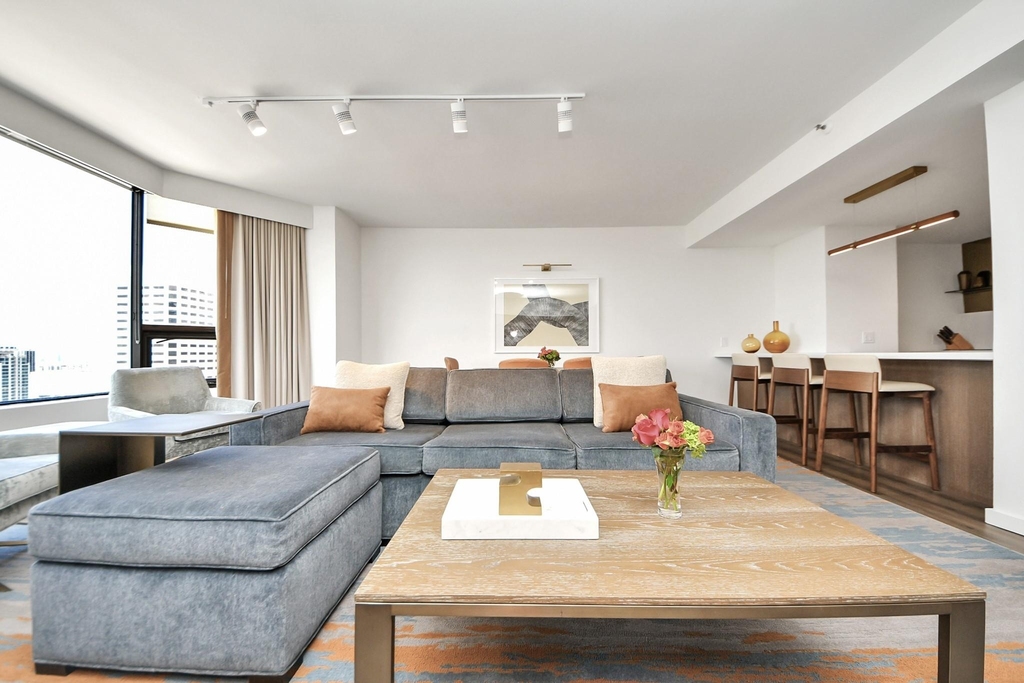 1300 Lamar Street - Photo 8