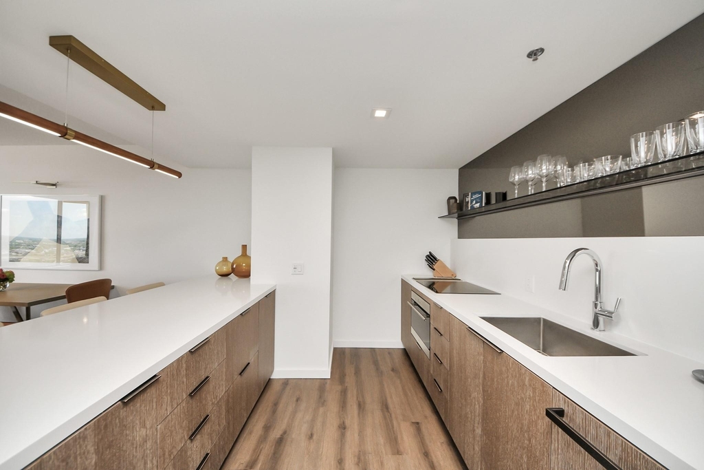 1300 Lamar Street - Photo 15