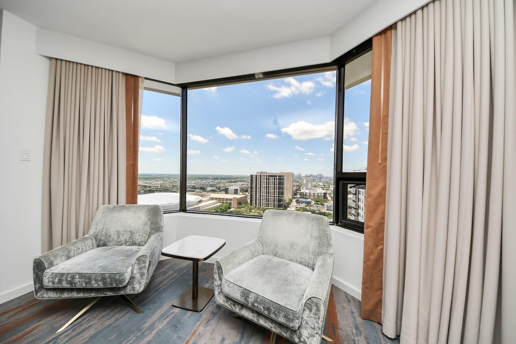 1300 Lamar Street - Photo 9