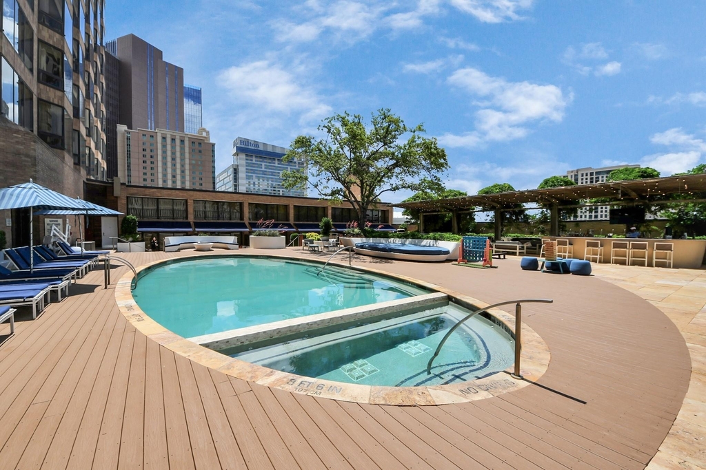 1300 Lamar Street Street - Photo 42