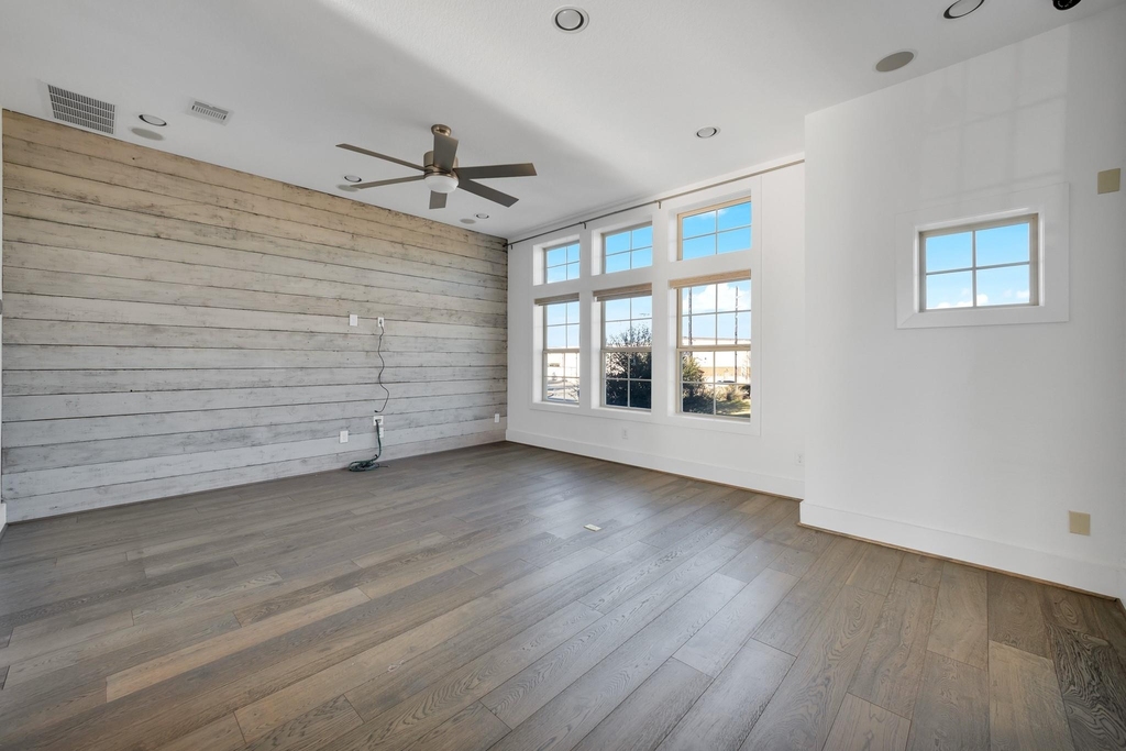 9623 Towne Lake Parkway - Photo 9