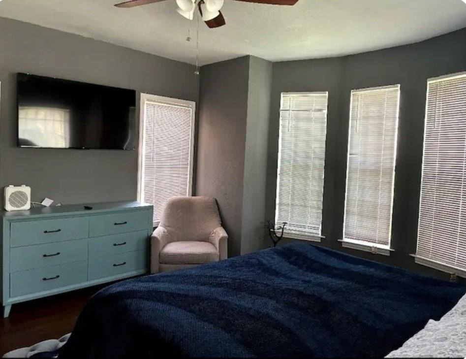 2322 Oakdale Street - Photo 7