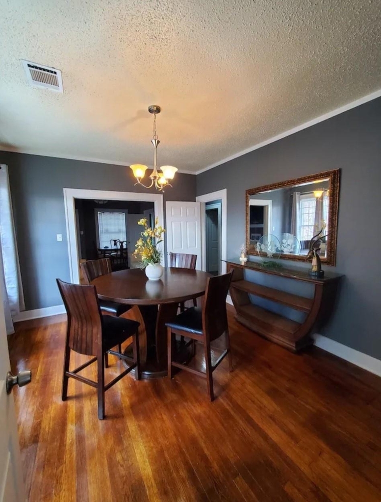2322 Oakdale Street - Photo 4