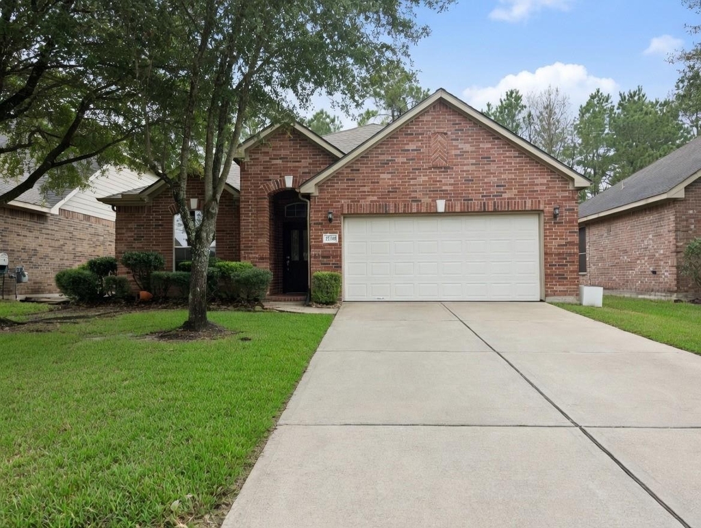 21344 Thurston Crossing Drive - Photo 0