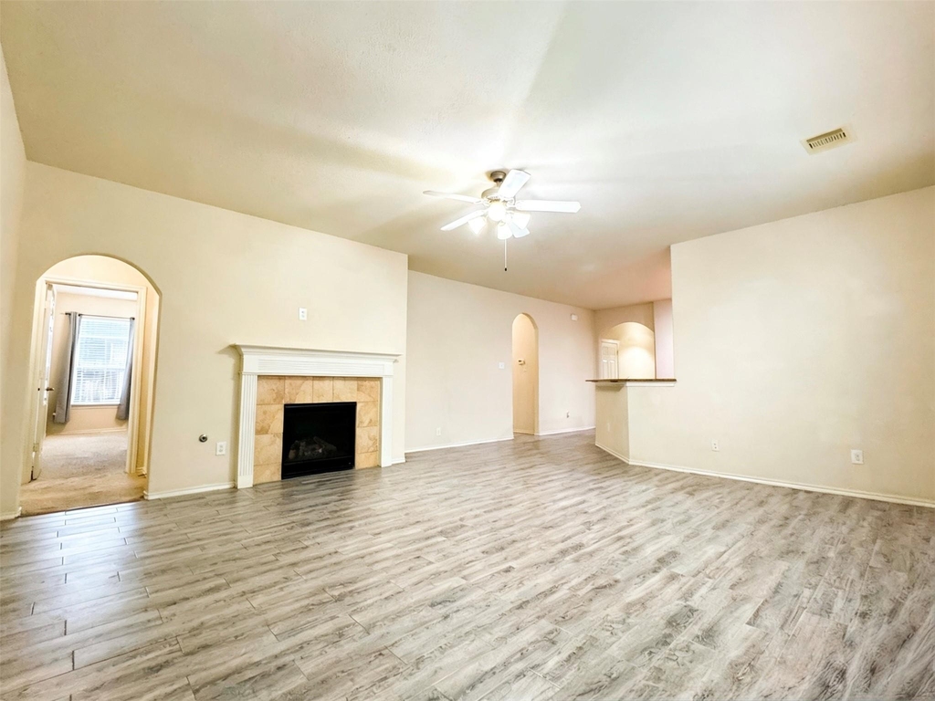 21344 Thurston Crossing Drive - Photo 5