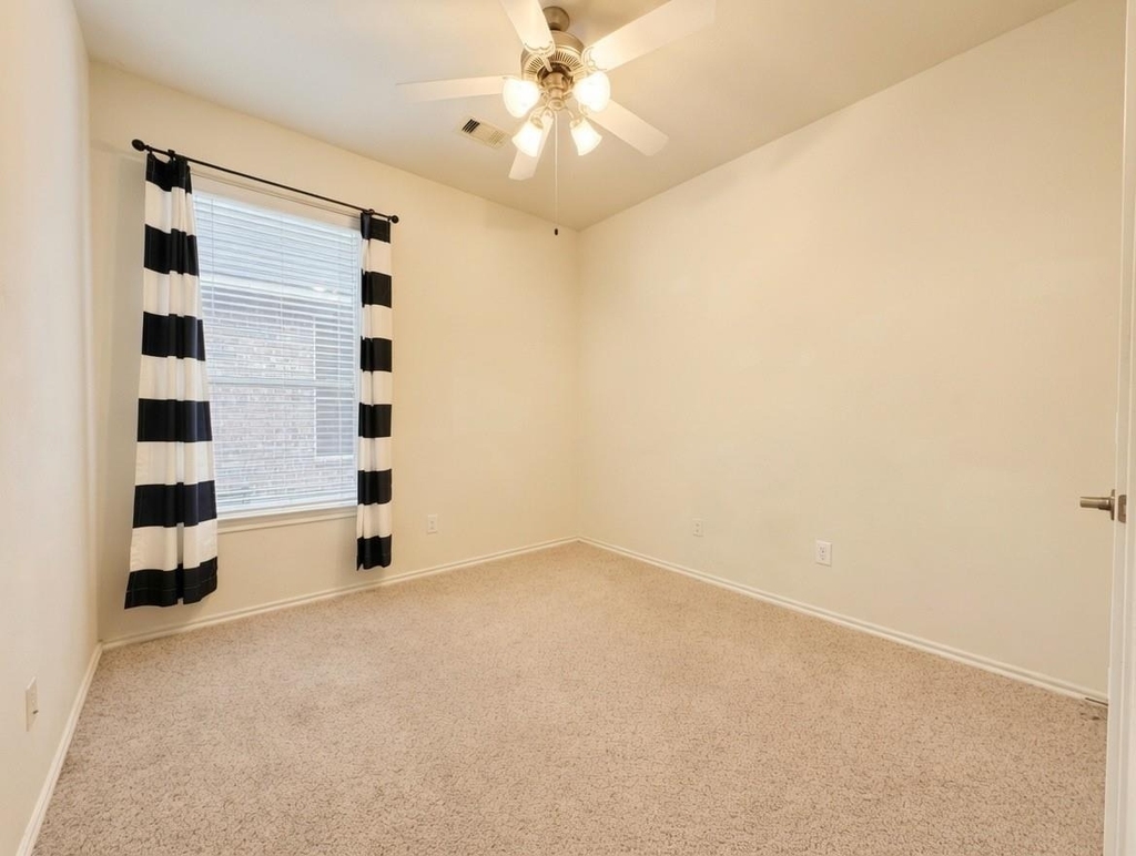 21344 Thurston Crossing Drive - Photo 11