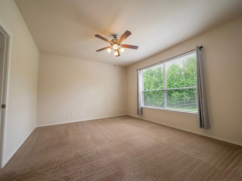 21344 Thurston Crossing Drive - Photo 6