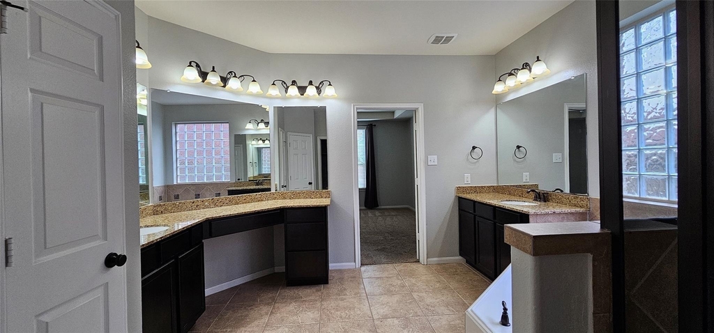 6027 Turner Shadow Lane - Photo 18