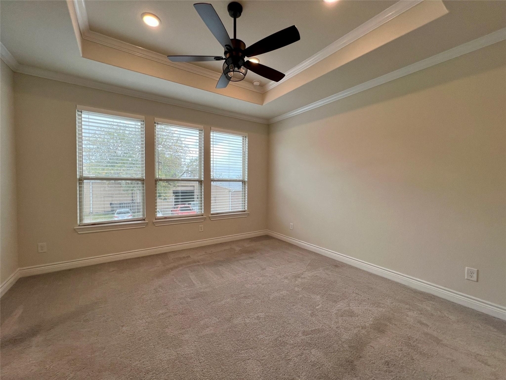 10916 Cannes Memorial Drive - Photo 13