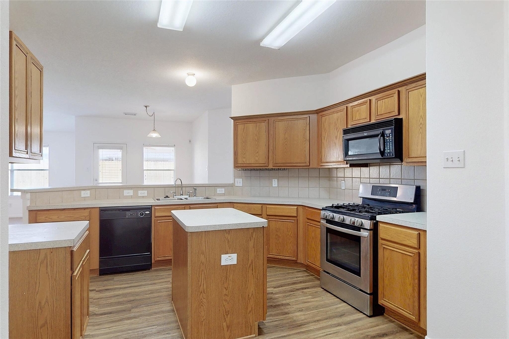 20226 Sunset Ranch Drive - Photo 8