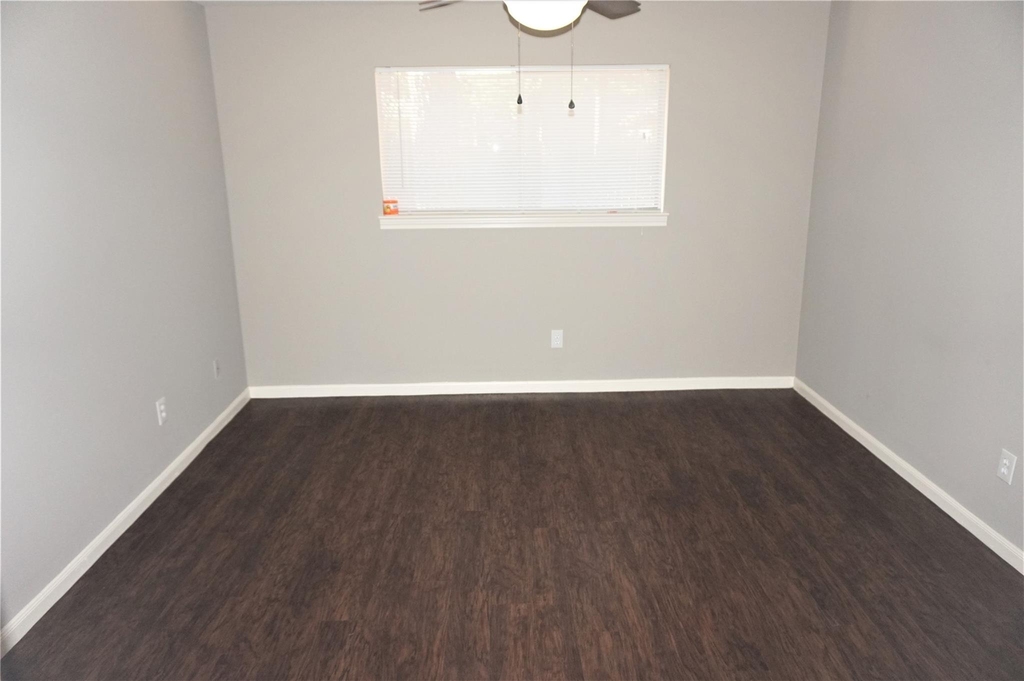 2727 Tinechester Drive - Photo 17