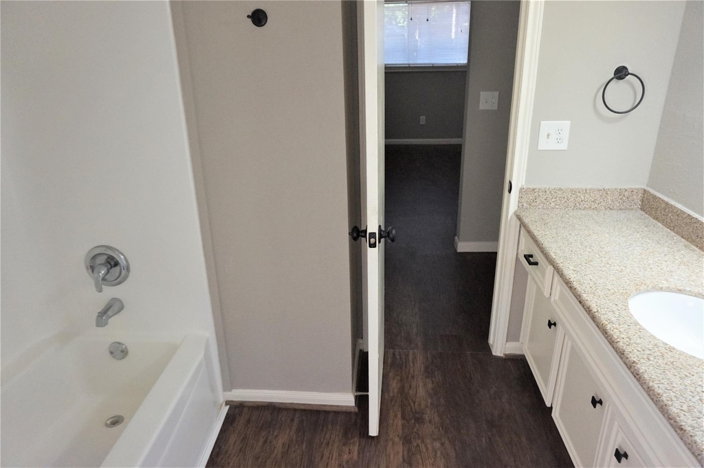 2727 Tinechester Drive - Photo 21