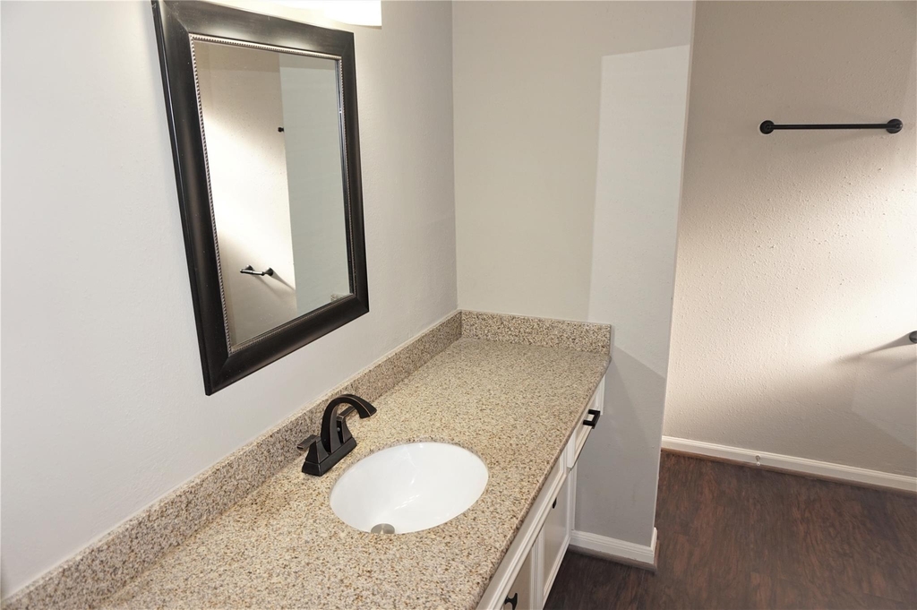 2727 Tinechester Drive - Photo 19