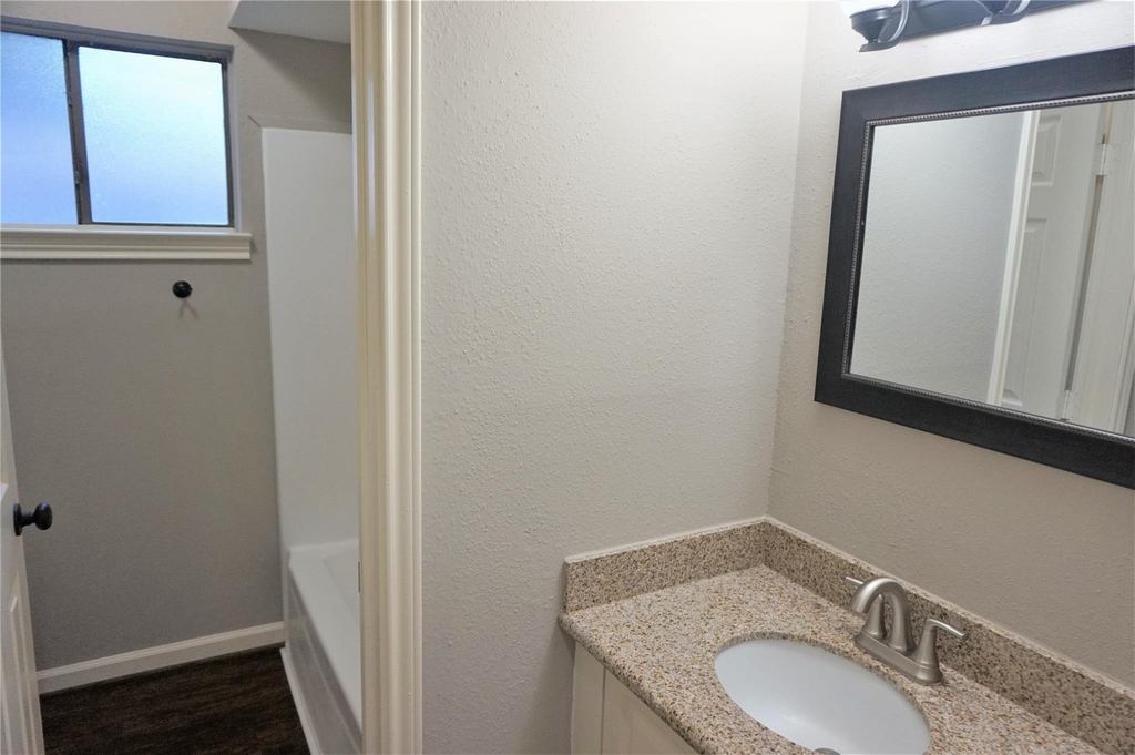 2727 Tinechester Drive - Photo 27