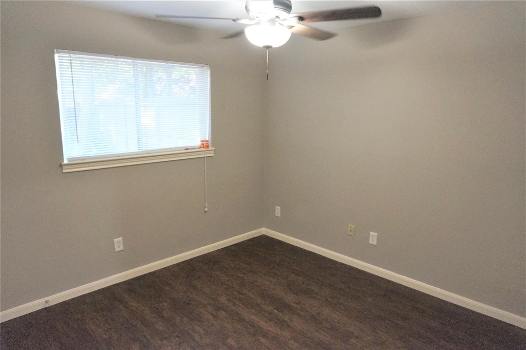 2727 Tinechester Drive - Photo 25