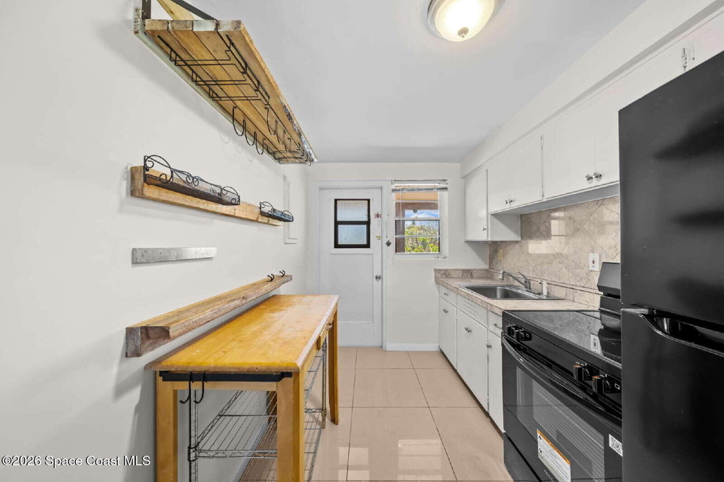 1630 S Atlantic Avenue - Photo 2