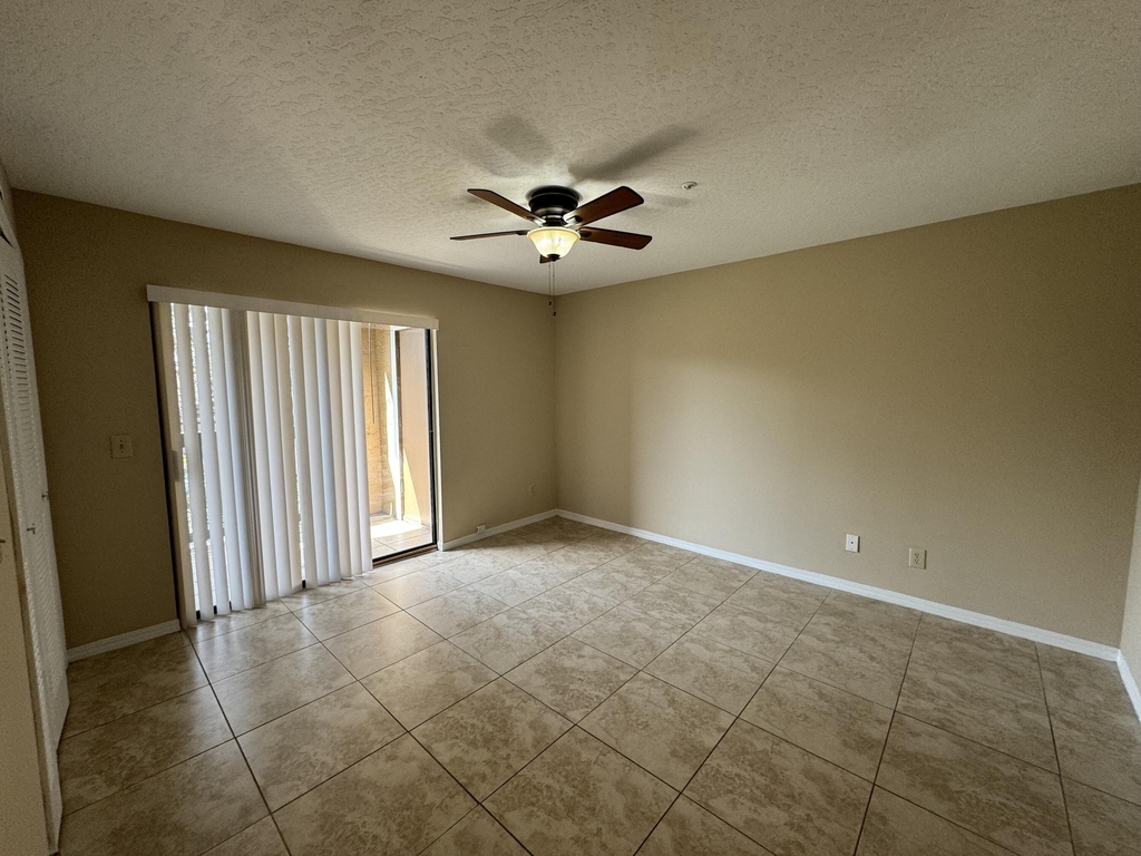 7667 N Wickham Road - Photo 9