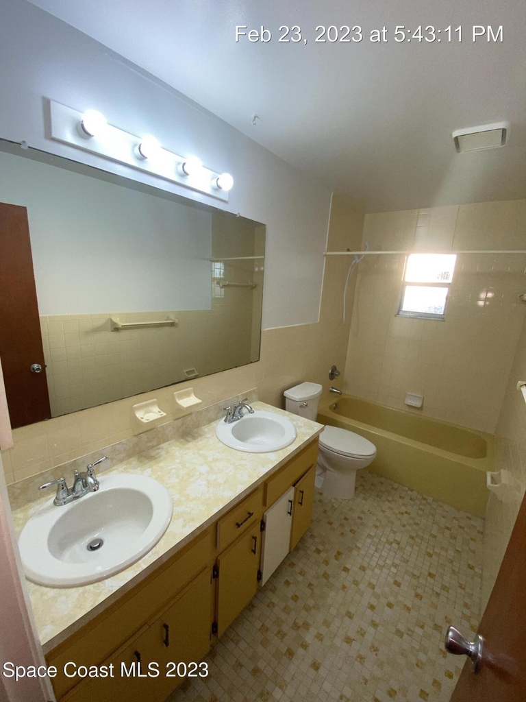 304 Darrow Avenue - Photo 14