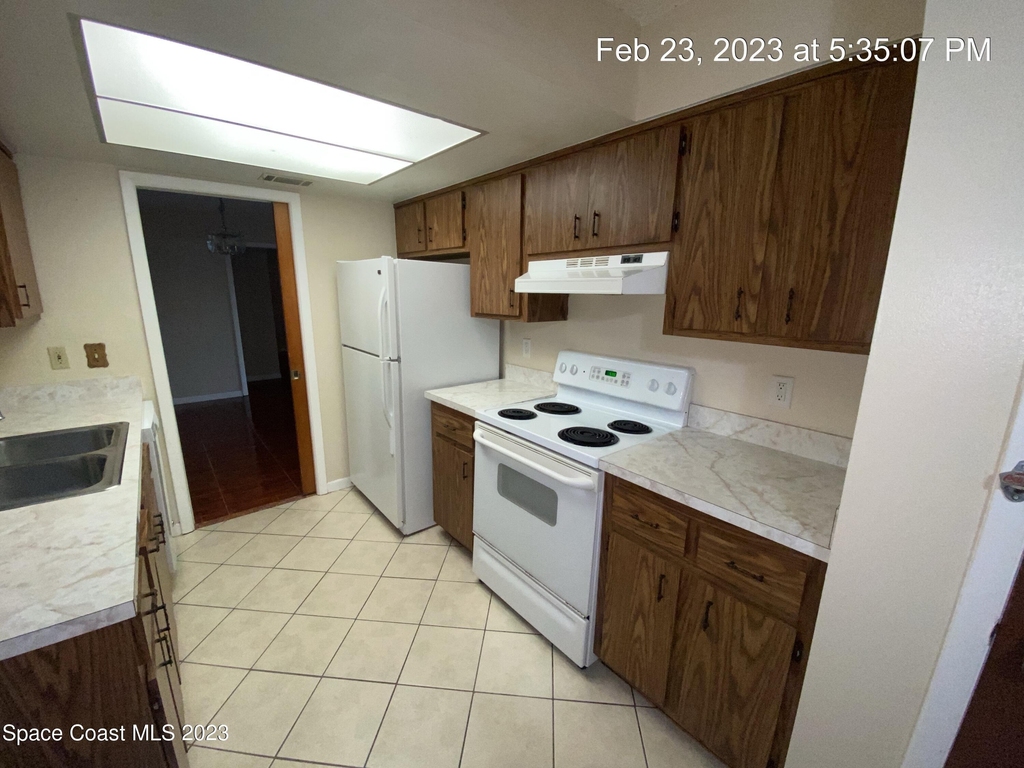 304 Darrow Avenue - Photo 5