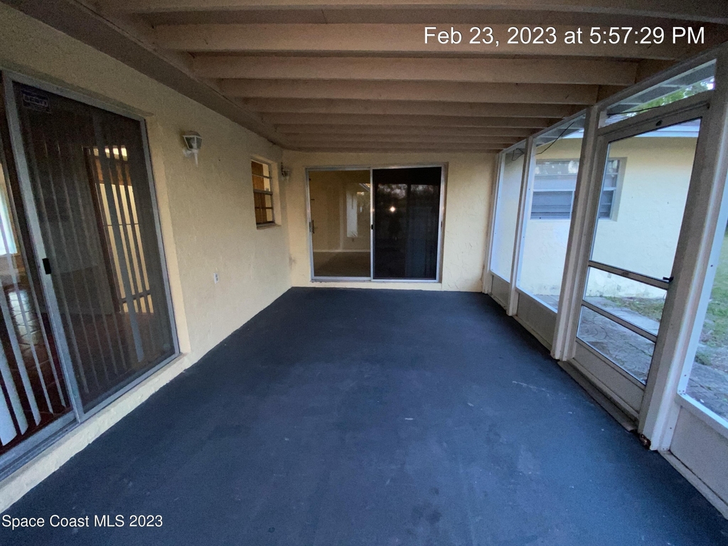 304 Darrow Avenue - Photo 10