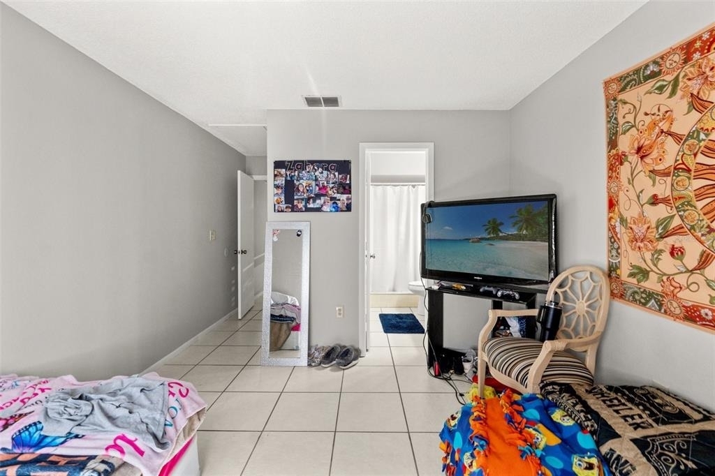 7124 Barclay Avenue - Photo 15