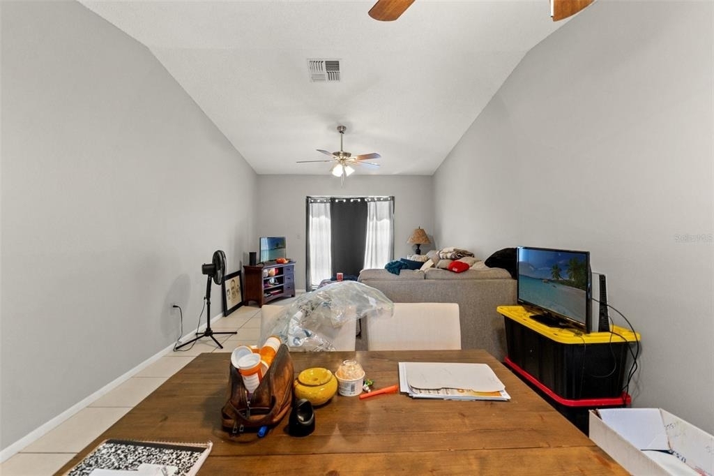 7124 Barclay Avenue - Photo 4
