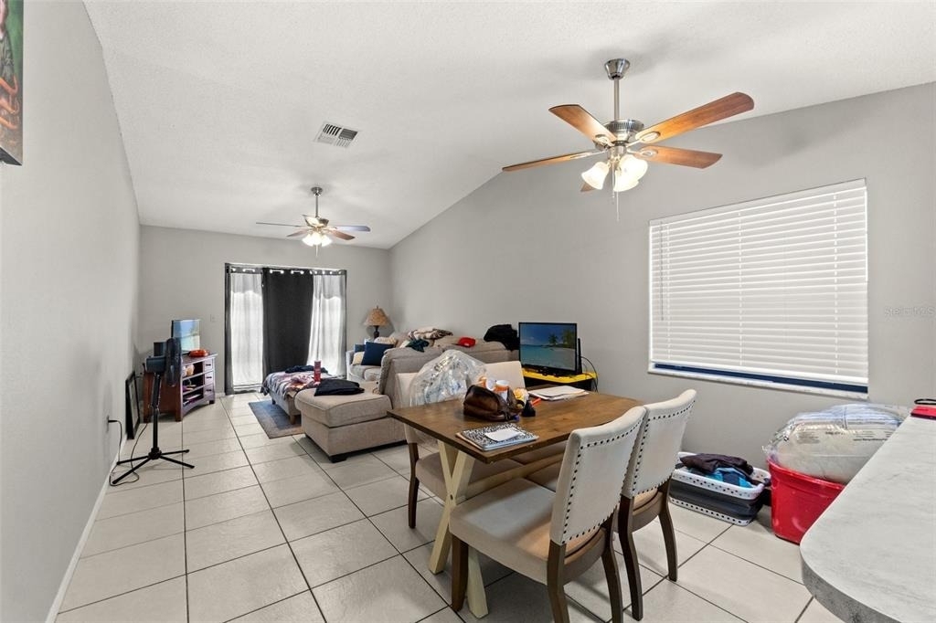 7124 Barclay Avenue - Photo 3