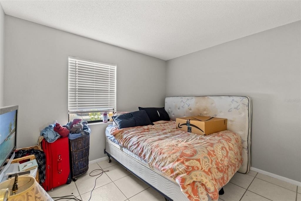 7124 Barclay Avenue - Photo 11