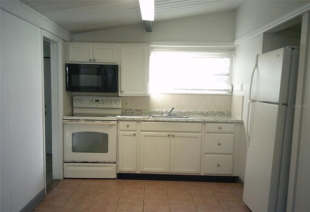 1060 65th Street S - Photo 5