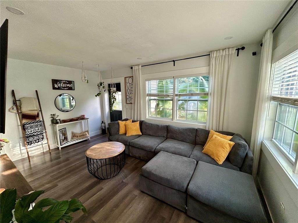 3550 2nd Avenue S - Photo 4