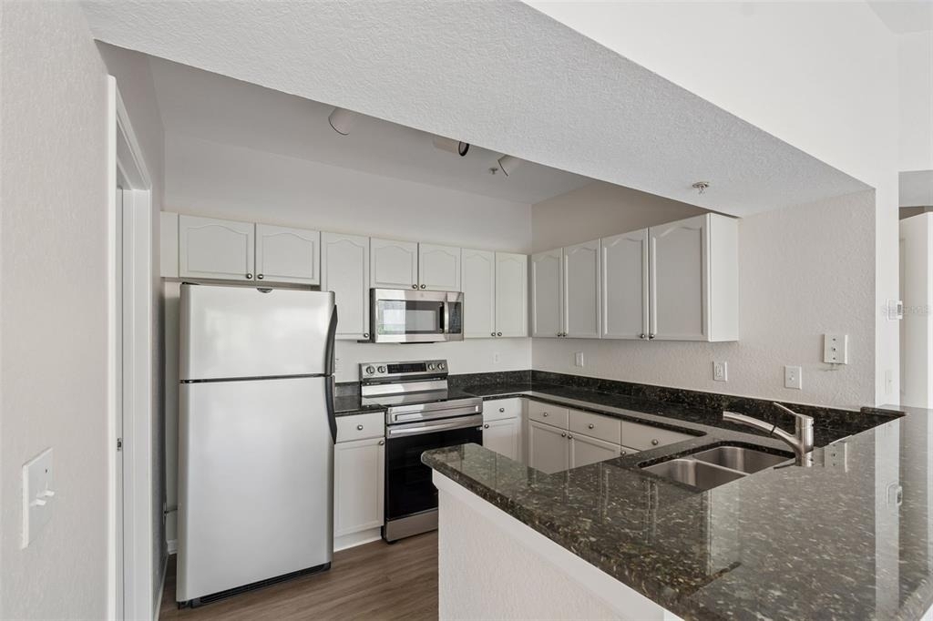 5125 Palm Springs Boulevard - Photo 13