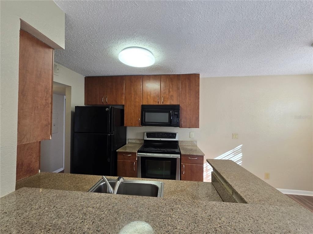 11582 Westwood Boulevard - Photo 5