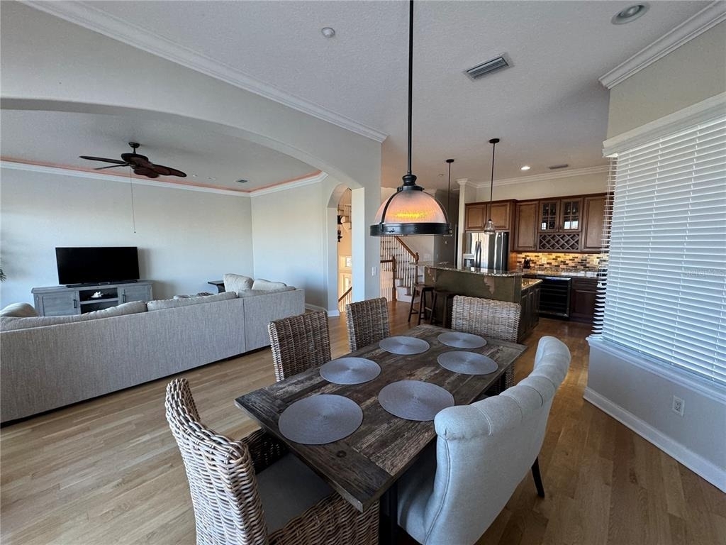 323 Ocean Crest Drive - Photo 2