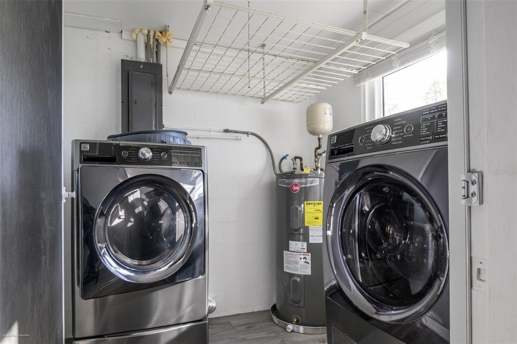 927 W Olympia Avenue - Photo 31